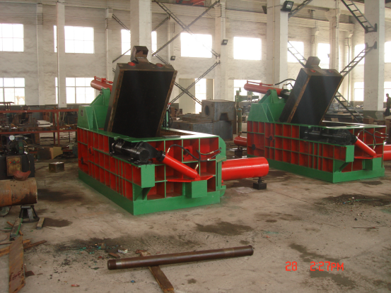 VISION YD1350 Scrap Metal Hydraulic Press Baler Machine