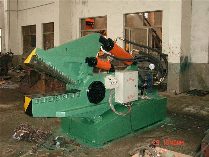 Alligator Scrap Metal Machine