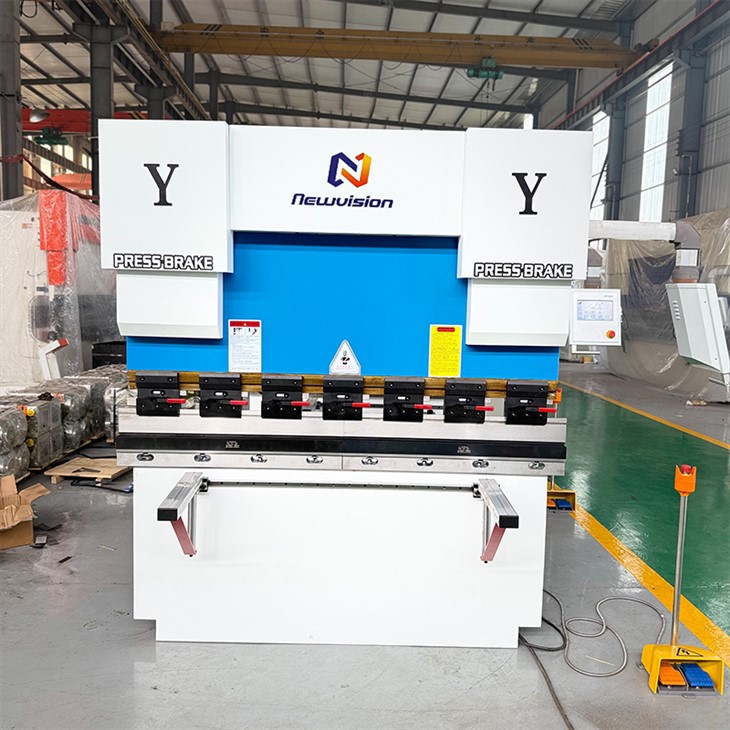 Hydraulic CNC Bending Machine